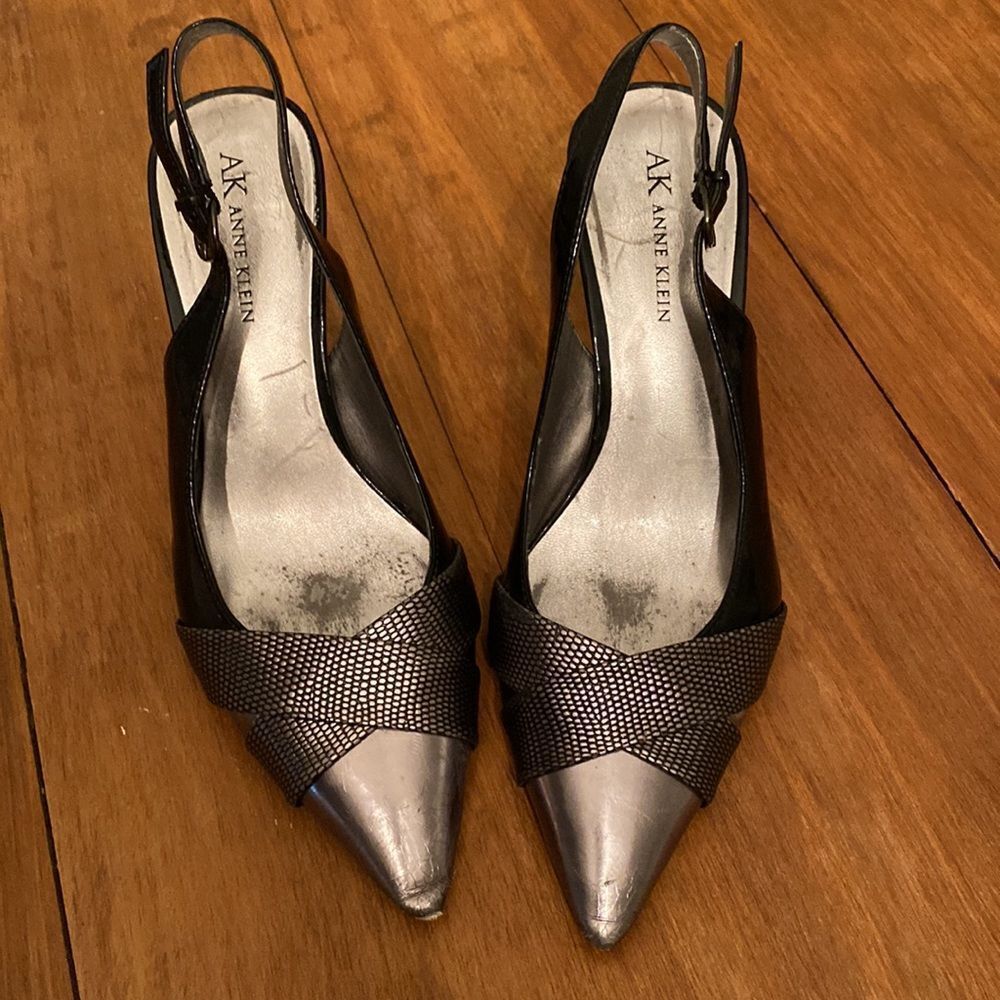 Anne Klein Size 7 Heels - Picture 2 of 9